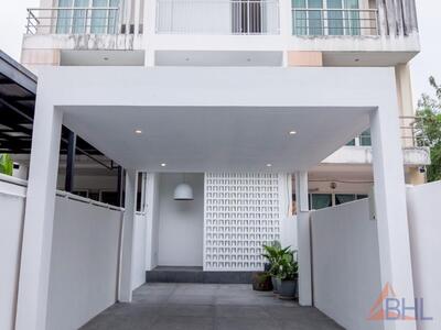 [SALE] Special Price Town Home 3-Story Location in Ratchadaphisek