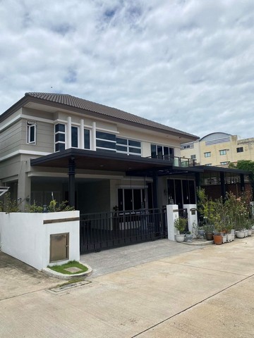 เจ้าของขายเอง ขายบ้านเดี่ยวหมู่บ้านบางกอกบูเลอวาร์ด พระราม5-2 3 นอน 4 น้ำ 55.2 ตรว. ราคา 11.9 ล.ติดต่อ 0825456591.