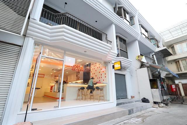 ให้เช่าพื้นที่สำนักงาน ถนนวิทยุ BTS เพลินจิต อาคาร One Oasis  พื้นที่ 222 ตารางเมตร ชั้น 2 อาคารมี 4 ชั้น ใกล้ BTS เพลินจิต 