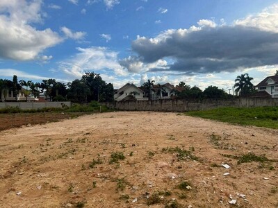 ที่ดินแปลงสวย ทำเลดี 3 แปลง หมู่บ้านชาวฟ้า หนองควาย หางดง 