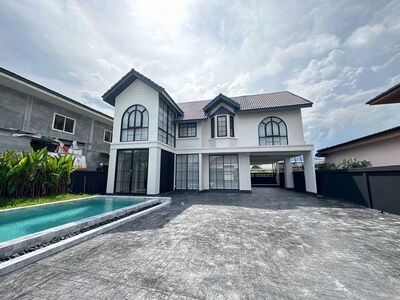 Pool villa ขายพร้อมผู้เช่า 13 ล้าน อำเภอเมือง เดินทางสะดวกสบาย