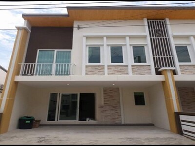 sss513 ขาย ทาวน์โฮม โกลเด้น ทาวน์ บางนา-กิ่งแก้ว 