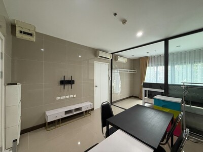 เดอะทรี ริโอ้ บางอ้อ ติด ถนนจรัญสนิทวงศ์