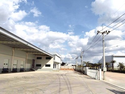 ให้เช่าโรงงานโกดังปิ่นทองชลบุรี  อยู่ในการดูแลกนอ.