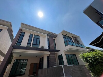 ขายบ้านเดี่ยวหลังมุม4ห้องนอน ราคานี้สุดคุ้ม #ขาดขาดทุน ทำเลลาดพร้