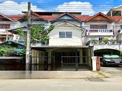 ทาวน์โฮม 3 ชั้น ทำเลเมือง หลังเมกะโฮม โซนท่าศาลา  