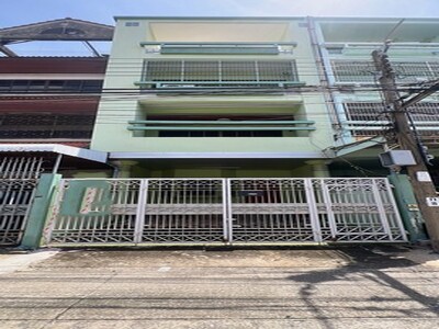 ขายทาวน์เฮ้าส์ 4ชั้น ทำเลดี แหล่งชุมชน ย่านเศรษฐกิจ ถ.สุขุมวิท 