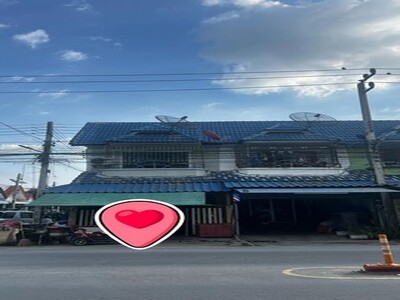 ขายทาวน์เฮาส์อยุธยา ทำเลค้าขาย อยู่อาศัยได้ ใกล้ตลาดหมู่บ้านดีดี