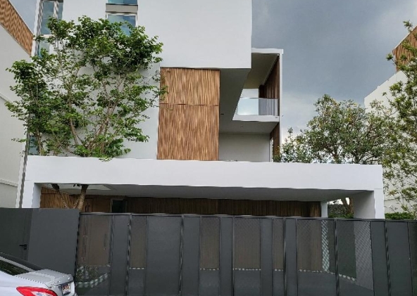 ให้เช่าบ้านเดี่ยว3 ชั้น VIVE พระราม 9 กรุงเทพกรีฑา  บ้านใหม่ มี 3ห้องนอน 4 ห้องน้ำ 