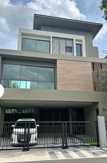 ขายบ้านเดี่ยว3ชั้น Grand Bangkok Boulevard ราชพฤกษ์ พระราม 5 เนื้อที่76ตรว มี 4ห้องนอน 5ห้องน้ำ