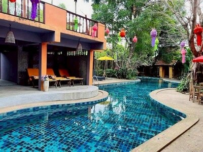 ให้เช่าโรงแรม สไตล์บูทีคล้านนา บรรยากาศดี โซนป่าแดด