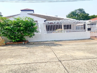 ซอยบางนา-ตราด 14-20บ้านเดี่ยวให้เช่า ติด BITEC บางนา ขนาดใหญ่70 ต