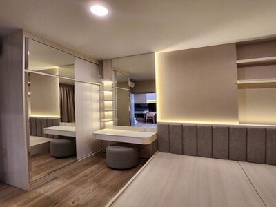 Oka Haus 36 clean 26th floor