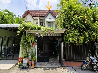 ทาวน์เฮ้าส์ 20.4 ตารางวา ลาดพร้าว 87 แยก 12 หมู่บ้าน อรุณวิลเลจ