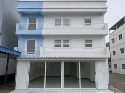 อาคารพานิชย์ 3 ชั้น ริมถนน บ้านสวน 13 รีโนเวทสไตล์มินิมอล
