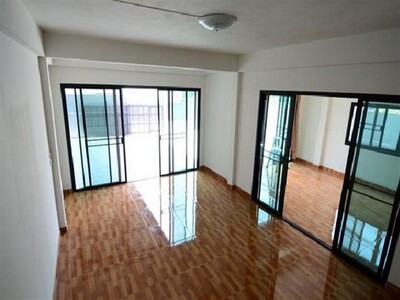 ให้เช่าบ้านเดี่ยว2ชั้นย่านโชคชัย4ลาดพร้าวลาดพร้าววังหินเสนานิคม
