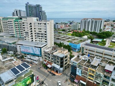 ขายด่วน! ทำเลทอง อาคารพาณิชย์ ใจกลางเมืองศรีราชา ใกล้โรบินสัน