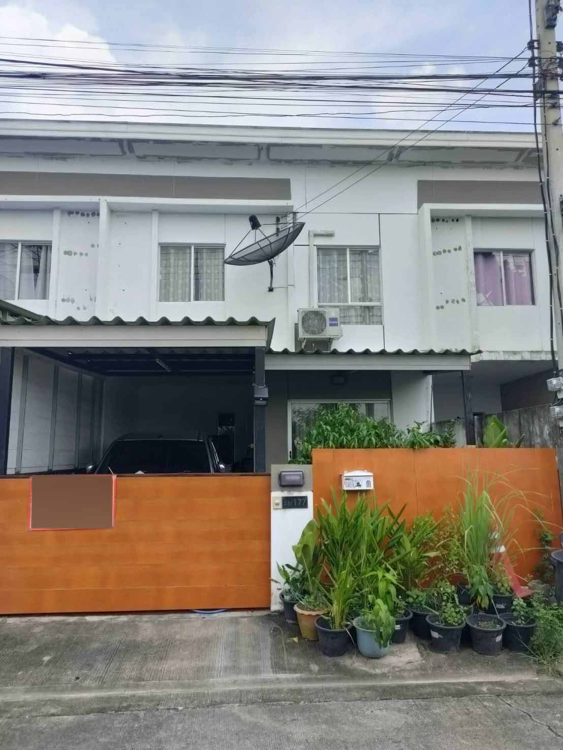 ให้เช่าบ้านทาวน์เฮาส์ หมู่บ้านพฤกษา64/2 2 ถนนเลียบคลอง3 คลองหลวง ปทุมธานี