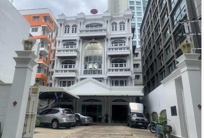 ให้เช่าอาคารสำนักงาน 6ชั้น ย่านเจริญนคร คลองสาน พื้นที่ใช้สอย 3,000ตรม ใกล้ไอคอนสยาม สาทร