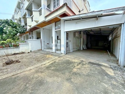 ตลาดลาซาล2000 400 ม.สุขุมวิท105 ให้เช่าบ้านหลังมุม 3ชั้น 3-4จอดรถ