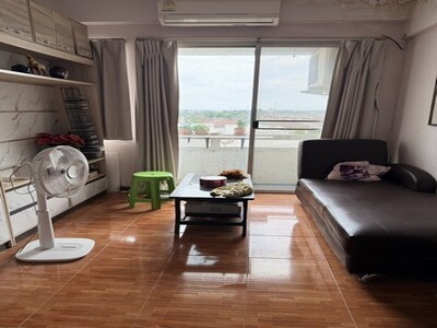 อาคารชุด บ้านสวนพุดตาน ตึกB ชั้น5 