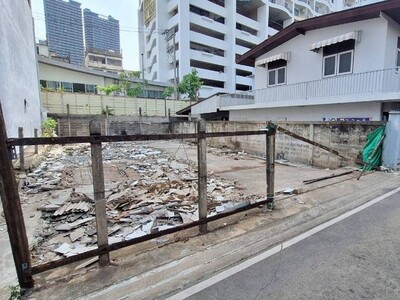 ขายที่ดินทำเลทอง 56 ตรว. ซอยเจริญนคร 39 ใกล้ BTS กรุงธนบุรี ไอคอน