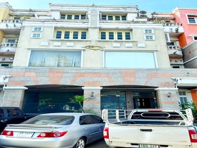 บรม โชว์รูม MRTบางบำหรุ433ม. 1,260ตร.ม. เซ็นทรัล ปิ่นเกล้า 7ชั้น 