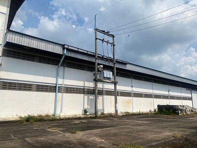 ขายที่ดินพร้อมโรงงานเกาะจันทร์ชลบุรี เนื้อที่  21-2-93 ไร่