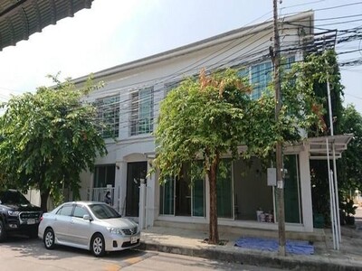 ให้เช่าบ้านเดี่ยวหมู่บ้านสัมมากร รามคำแหง112 เฟอร์ครบครบพร้อมอยู่