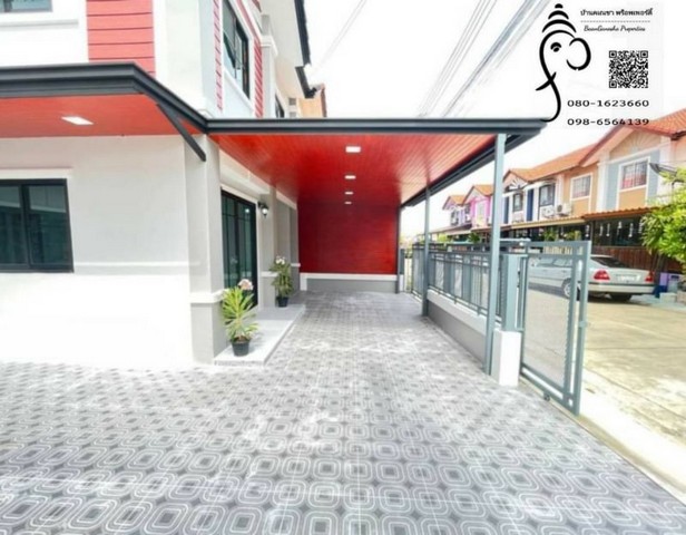 ขายทาวน์เฮ้าส์ หลังริมถนนเมน บ้านรีโนเวทใหม่ทั้งหลัง หมู่บ้านพฤกษา 30/2 บางบัวทอง จ.นนทบุรี  