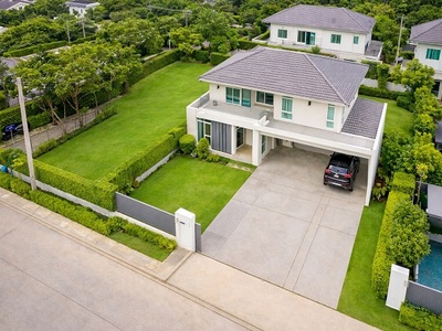 คฤหาสน์มุมใหญ่สุดหรู 2 ชั้น  ใหม่ เต็มเฟอร์ 155ตร.วา. 5นอน เมกา บ