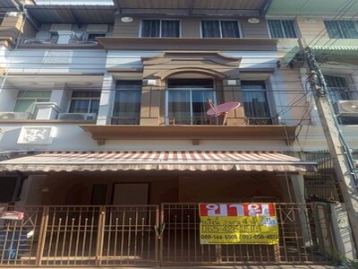 ขายทาวน์โฮม 3ชั้น 20.6 ตารางวา ศรีด่าน24   ใกล้รถไฟฟ้าสายสีเหลือง