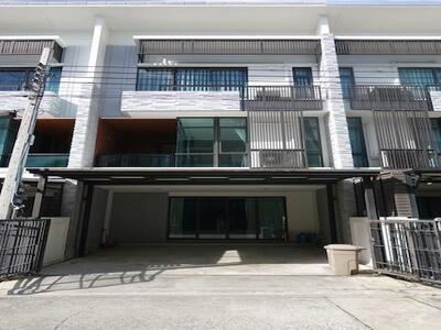 ให้เช่าทาวน์โฮม PLEX Bangna กม.5 ใกล้เมกาบางนา จดบริษัทได้