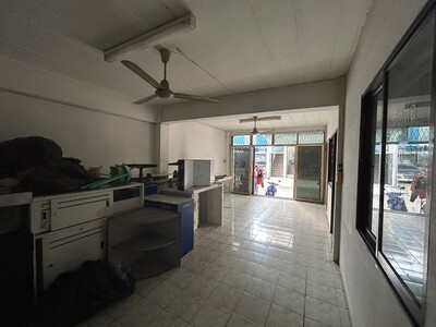  ขาย อาคารพาณิชย์บางแค กรุงเทพมหานคร   