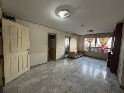 ราคาดีที่สุด ใกล้ BTS/BRT ใจกลางเมือง ชั้นสูง ห้องมุม เงียบสงบ