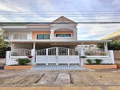 ANN420 ขาย ทฮ รีโนเวทใหม่ 32 ตรว ม.บัวทองธานี หลังมุม 4 ห้องนอน 
