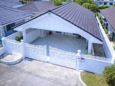 โรงเรียนนวมินทราจินุทิศ 450 ม.ใกล้ MRTสัมมากร 900 ม 52ตร.ว. 202ตร