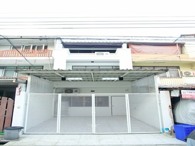 ลาดพร้าว 107-111 รพ.เวชธานี MRTบางกะปิ 500ม. ให้เช่าทาวน์เฮาส์ 3น