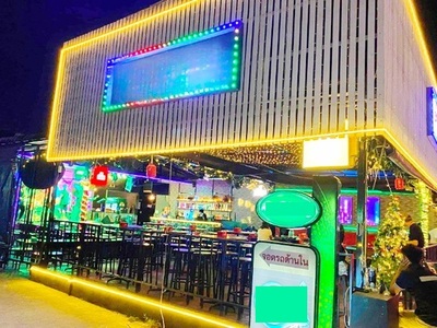 โรบินสัน ไลฟ์สไตล์ ลาดกระบัง 2 กม.ร้านอาหารกึ่งผับ 3 นอน 5 น้ำ