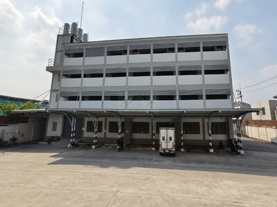 ให้เช่าออฟฟิศพร้อมอาคารโกดัง 4 ชั้น 2,016 ตรม ย่านลาดกระบัง
