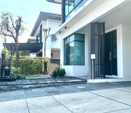 ขายบ้านเดี่ยว2ชั้น 54 ตร.ว. หมู่บ้านมัณฑนา แจ้งวัฒนะ-ราชพฤกษ์ ถนนชัยพฤกษ์ ตกแต่งสวย พร้อมเฟอร์บิวท์อินท์