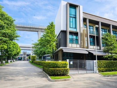 ทาวน์โฮมหรู  3นอน หลัง วงศ์สว่าง7-15 ใกล้BTS ติวานนท์ 500ม. 6แอร์