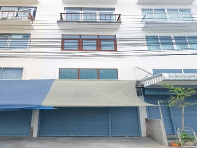 สุขุมวิท45-53 รพ.สมิติเวช สุขุมวิท 600 ม. BTS ทองหล่อ อาคาร 4ชั้น