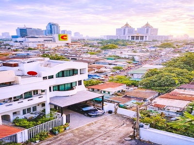 ศาลอาญา ศาลอุทธรณ์  รัชดา19 5-6 นอน MRTลาดพร้าว 400ม ลาดพร้าว11-1