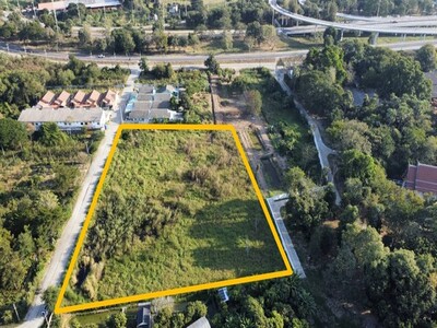 ขายที่ดิน บนทำเลทอง เนื้อที่ 5-0-85 ไร่ ต.บ้านอิฐ อ.เมือง จ.อ่างท