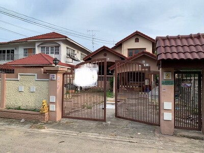 ให้เช่าบ้านเดี่ยว 2 ชั้น หลังใหญ่ 97 ตรว. 4 ห้องนอน ซอยรามอินทรา 