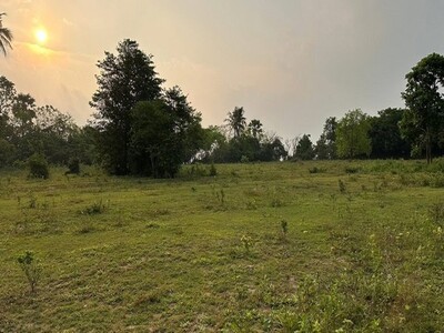 สรรหาทรัพย์ดีเพื่อคนไทย ที่ติดทะเลฝั่งแดงSeaview สวยมาก