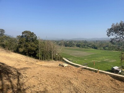 ที่ดินเนินเขาใกล้ตัวเมือง บรรยากาศดี วิวสวย ราคาดี