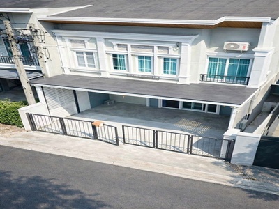 ม.ราม2 22ตร.ว.  เจโม 900ม. 4นอน สวนหลวง ทาวน์เฮาส์หัวมุม 2 ชั้น 