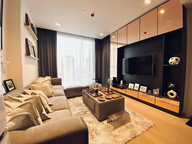 Condo For Sale "The Strand Thonglor" -- 1 Bed 54 Sq.m. 17.4 Million Baht -- Fully integrated high rise condo, Luxury level